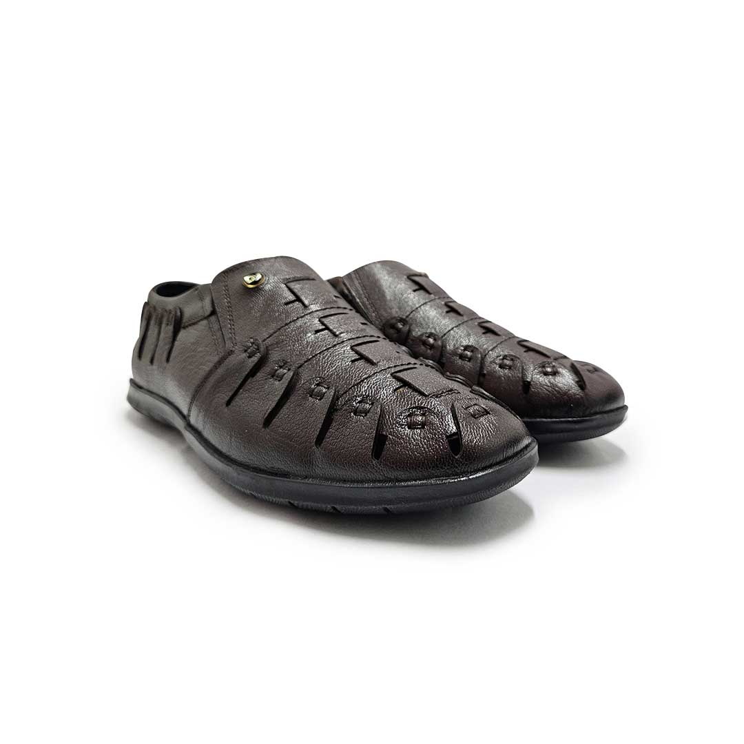 Stylish leather sandals store
